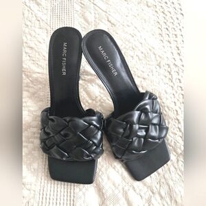Marc Fisher Black Women's Slide Quilted Healed Sandals | size 8.5
